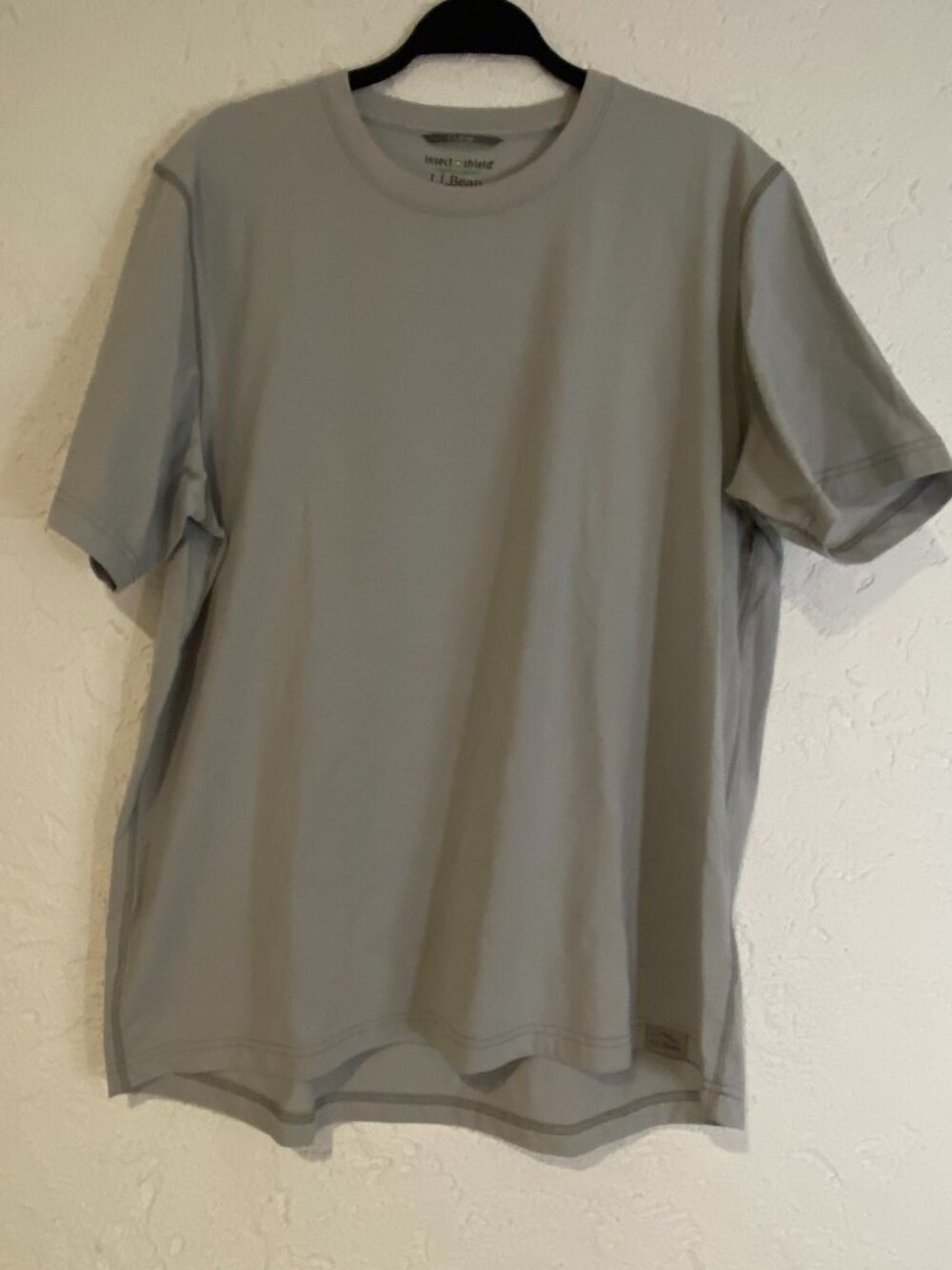 L.L.Bean Men’s Insect Shield Repellent T-Shirt L Light Gray Hiking Outdoor